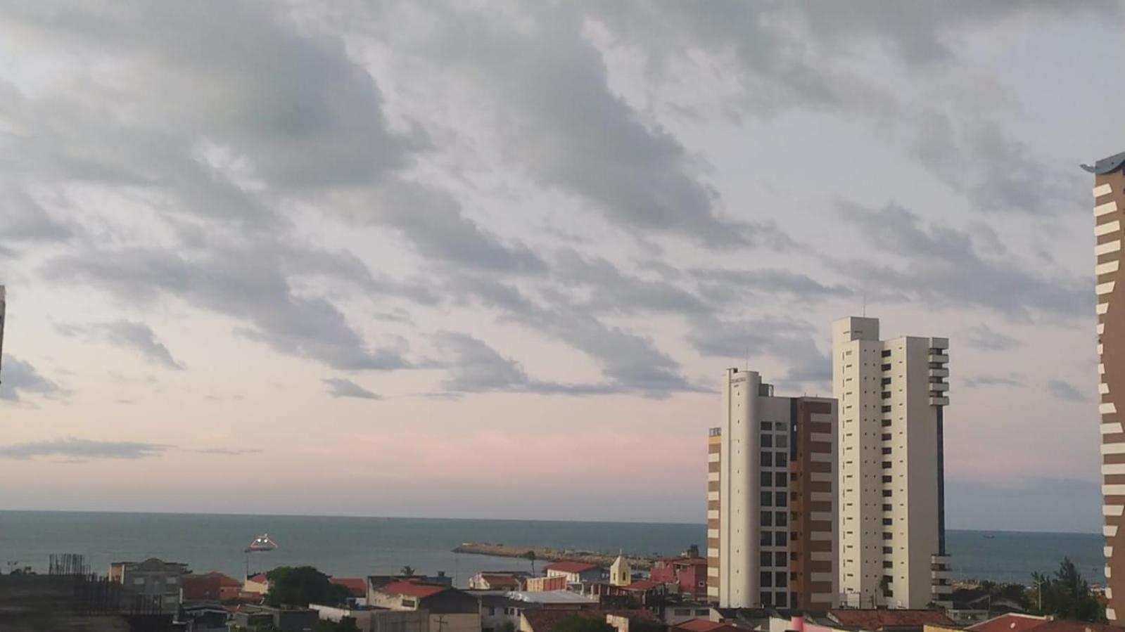 דירות פורטאלזה Apt Guanaces Aconchegante Praia De Iracema מראה חיצוני תמונה